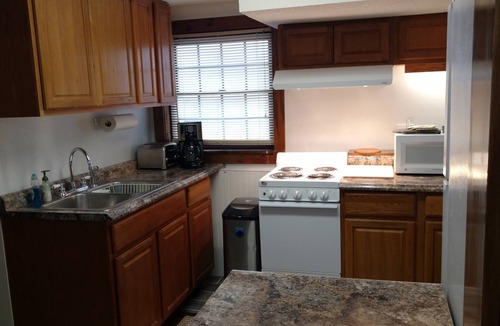 Port Clinton House | 8 bedrooms/queen sleep sofa, 3 kitchens, 3.1 bathrooms-Seasonal Pool