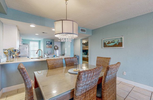 Point East Condo | 85 m² Condo ∙ 2 bedrooms ∙ 5 guests