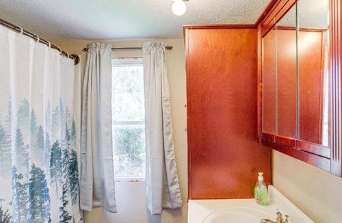 Guion House | 88 m² House ∙ 2 bedrooms ∙ 6 guests