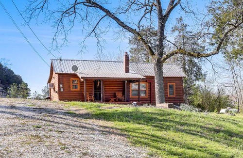 Guion House | 88 m² House ∙ 2 bedrooms ∙ 6 guests
