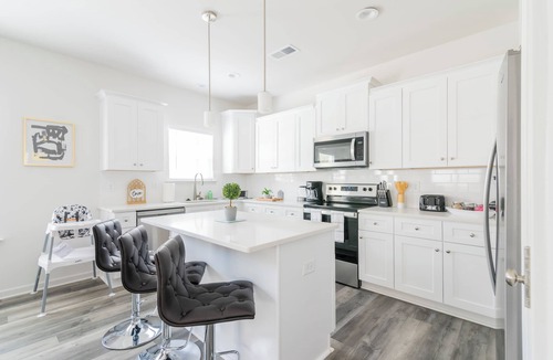 Charlotte House | 8BR Near Southend/Uptown w/GameRoom/HotTubs/Fenced