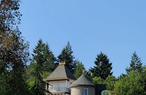 Poulsbo House | 929 m² House ∙ 8 bedrooms ∙ 25 guests