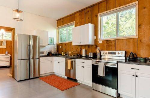 Morris Hill House | 93 m² House ∙ 1 bedroom ∙ 2 guests