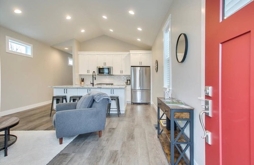 Depot Bench House | 95 m² House ∙ 2 bedrooms ∙ 4 guests