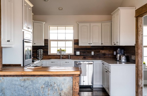 Belgrade Cabin | A 160 Acre Luxury Modern Ranch