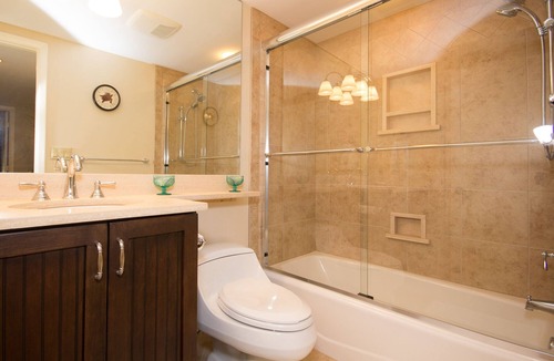 Palmetto Dunes Villa | A Beautiful 2 Bed/2 Bath Shelter Cove Villa Overlooking Lagoon
