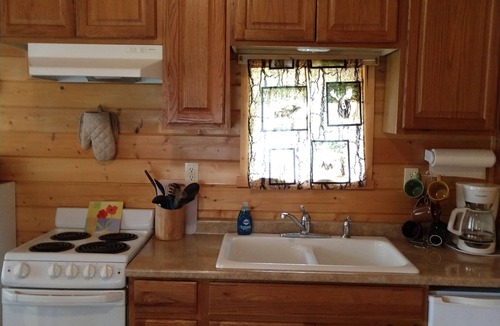 Columbia Falls Cabin | A charming cabin close to Glacier National Park, Flathead Lake, and ski resorts.