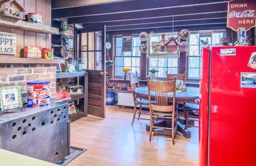 McLeansville House | A Charming Nature Retreat