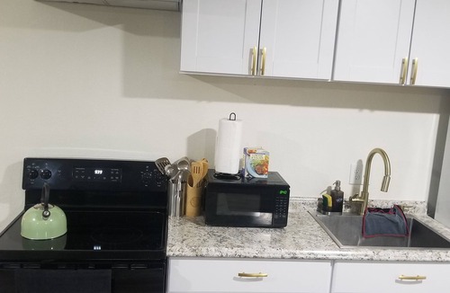 Cypress House | A comfortable 1 BDR Suite with 2 Beds.