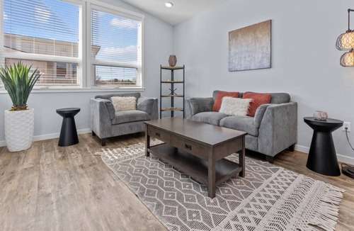 Boise Villa | A park-like setting in this BRAND NEW build near the river