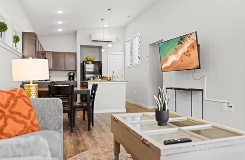 Boise Villa | A park-like setting in this BRAND NEW build near the river