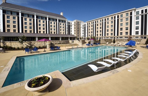 Whitehaven Hotel | Accessible Deluxe - Birthplace of Rock ‘n’ Roll and Home of the Blues
