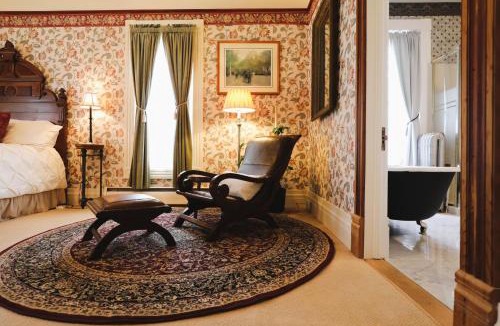 Port Townsend Bed & Breakfast | Adams Pragge House - Victorian Bed & Breakfast