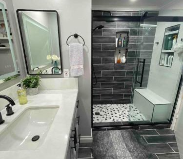 Chula Vista Hostel | Adorable Room in the House with Peacefull Backyard