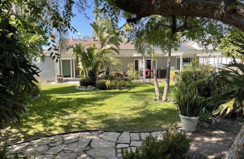 Chula Vista Hostel | Adorable Room in the House with Peacefull Backyard