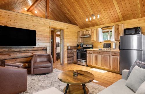 Philipsburg House | Adventure Cabin, Sapphire Mining, Walk To Downtown