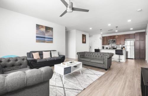 Fishers Apartment | Affordable 2-Bedroom Fishers - Pool View