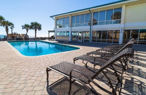 Litchfield by the Sea Apartment | Affordable 2nd Floor Resort View Lodge Room