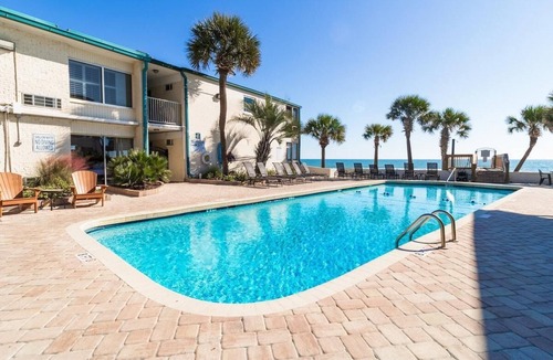 Litchfield by the Sea Apartment | Affordable 2nd Floor Resort View Lodge Room