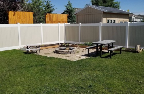 Idaho Falls House | Affordable Family Getaway- 90 minutes to Yellowstone