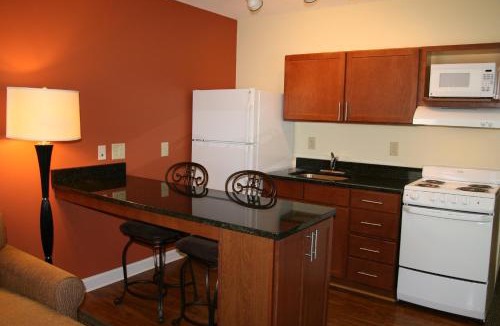 Westover Hotel | Affordable Suites - Fayetteville/Fort Bragg