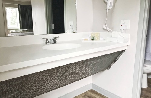Hailey Hotel | Airport Inn