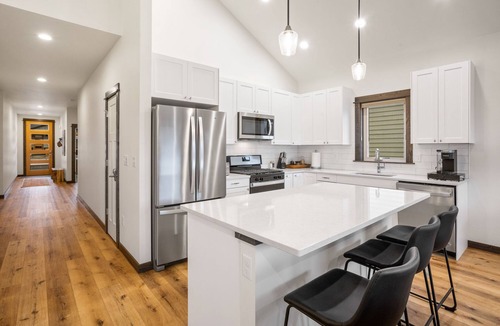 Four Corners House | Albrey Trail Retreat -Townhouse Located in Bozeman's Four Corners Area