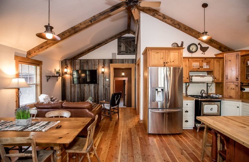 Whitefish House | ALL MONTUCKY GUEST RANCH! Adjacent State Land Explore, Bike, Relax, Privacy