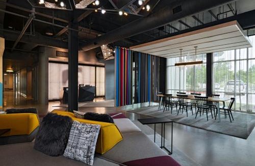 East Oak Hill Hotel | Aloft Austin Southwest