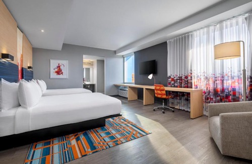 The Vista Hotel | Aloft by Marriott Columbia Downtown