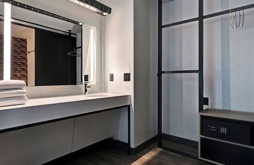 Mount Mourne Hotel | Aloft by Marriott Mooresville