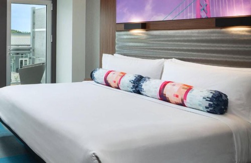 Millbrae Hotel | Aloft by Marriott San Francisco Airport