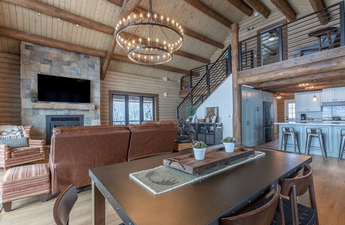 Alpine Northeast Cabin | Alpine Hollow ~Gorgeous kitchen ~Hot tub ~Views! ~Perfect Location on 3 acres
