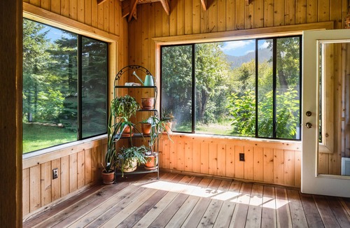 Athol House | Amazing Idaho Country Retreat Near Silverwood