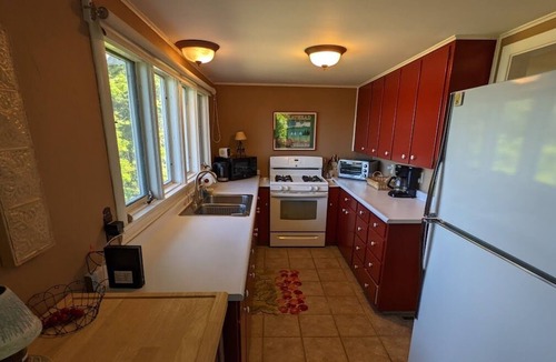 Bigfork House | Amazing Lake Views! Cape Cod & Cabin