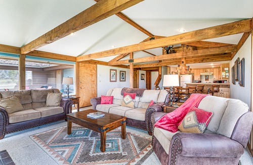 Jackson Hole House | Amazing townhouse next to golf course with deck