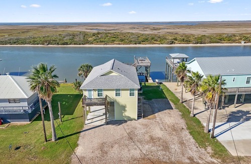 Matagorda House | Amazing Views - 3 Bed/2 Bath Home on Colorado River