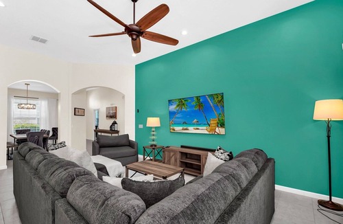 Bridgewater Crossing Villa | Amazingly Decorated 5 Bedroom 5 Bathroom Villa on Solterra
