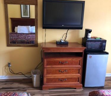 Arlington Hotel | Americas Best Value Inn - Jonesville