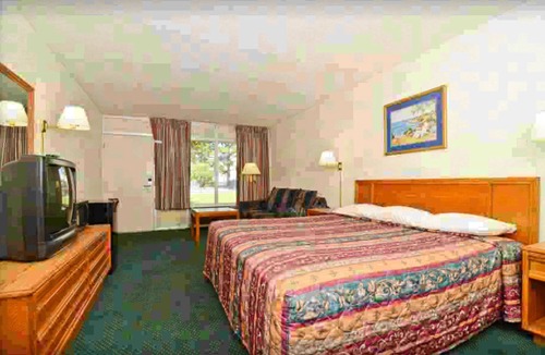 Wilson Hotel | Americas Best Value Inn Wilson - 1 King Bed Non-Smoking