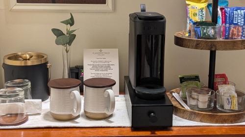 Amherst Hotel | Amherst Inn - Virginia
