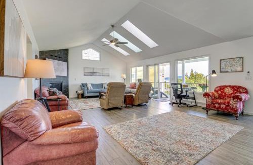 Anacortes House | Anacortes Home with Views of Puget Sound