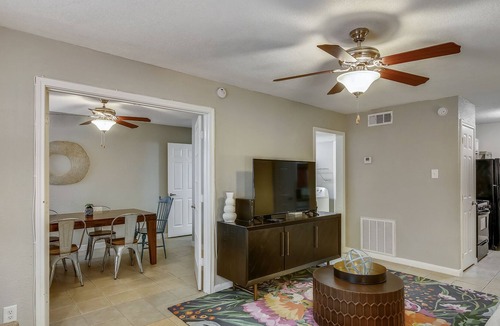 Galveston Condo | Anchor by Pleasure Pier #7: Updated Condo Community, Heart of the City
