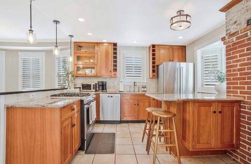 Murray Hill House | Annapolis Gem- Tranquil 4 BR Murray Hill Victorian