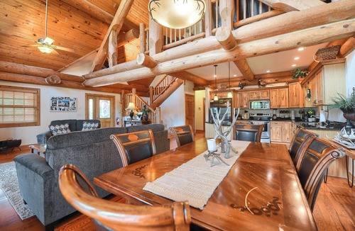 Deadwood Cabin | Antler Lodge | 3 Bed, 3 Bath