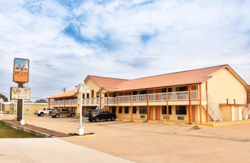 Goliad Hotel | Antlers Inn Goliad