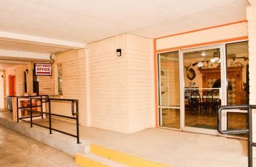 Goliad Hotel | Antlers Inn Goliad