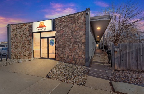 Spearfish Apartment | Apartment ∙ 2 bedrooms ∙ 6 guests