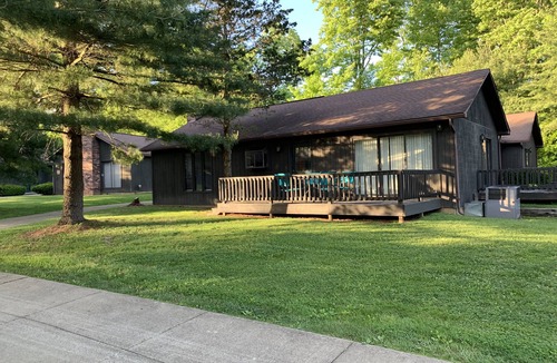 Apple Valley Condo | Apple Valley Lake, Pool and Beaches! Guest Passes available for a fee!