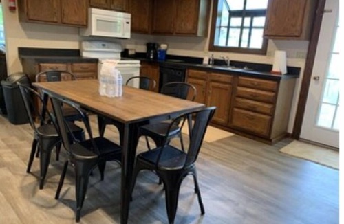 Apple Valley Condo | Apple Valley Lake, Pool and Beaches! Guest Passes available for a fee!